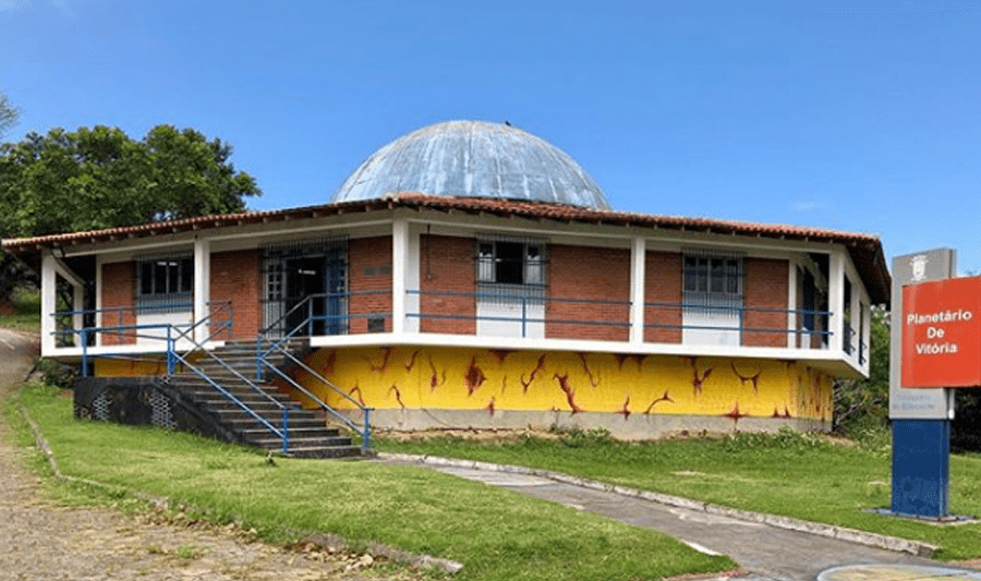 Planetário de Vitória prepara sessões especiais durante as férias