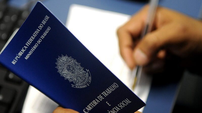 Vagas de estagio na área da educação são abertas na Capital