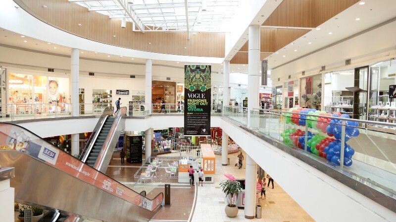 Liquidações em shoppings da Grande Vitória têm descontos de até 70%
