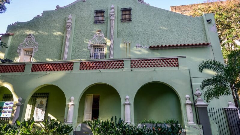 Mês da mulher: Biblioteca do Centro de Vitória realiza ação virtual na próxima segunda (29)