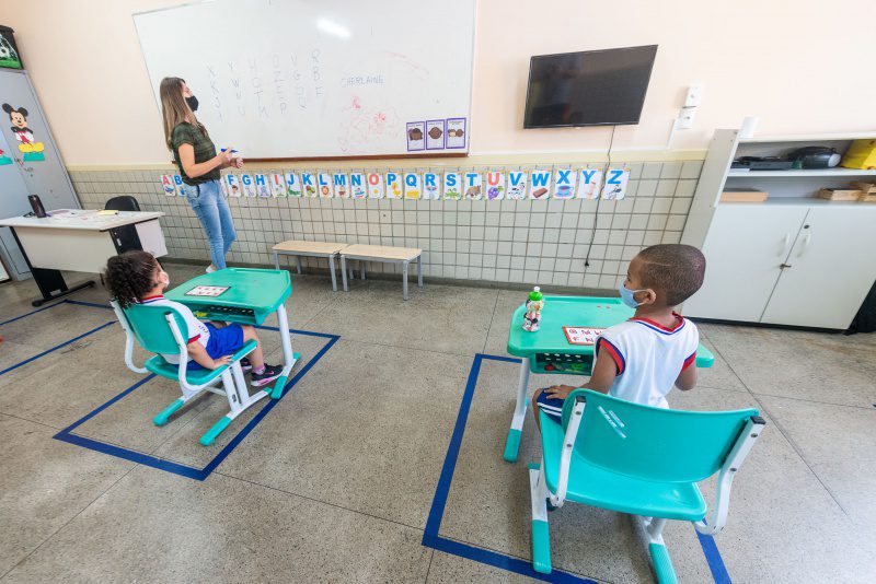 Educação: Revezamento diário na rede de ensino é adotado para o segundo semestre