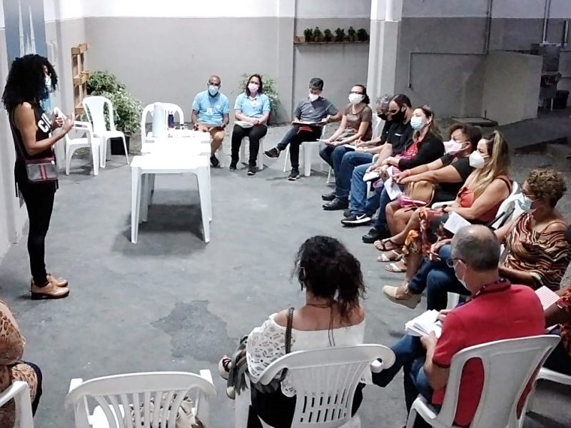 Nova turma para Educação de Jovens e Adultos é inaugurada para pessoas em situação de rua