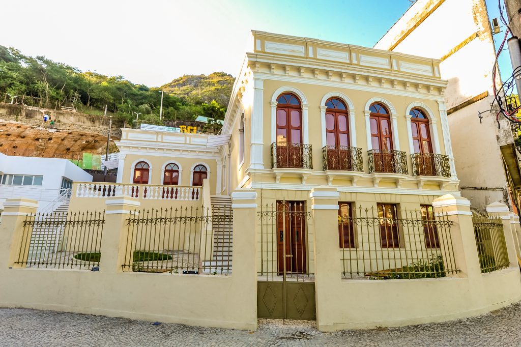 Casa Porto: exposição “Enredadas – Um Caminho Através do Tempo” até dia 12