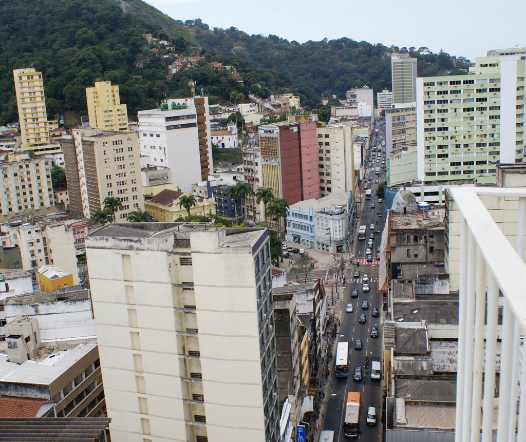Dupla é presa ao tentar arrombar loja de joias no Centro de Vitória
