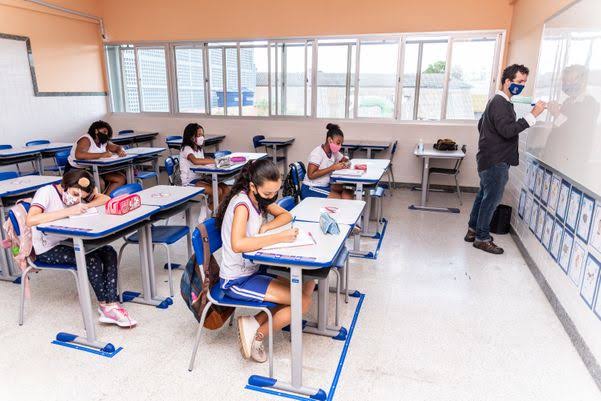 Educação: mais 108 profissionais para atuar nas unidades de ensino de Vitória