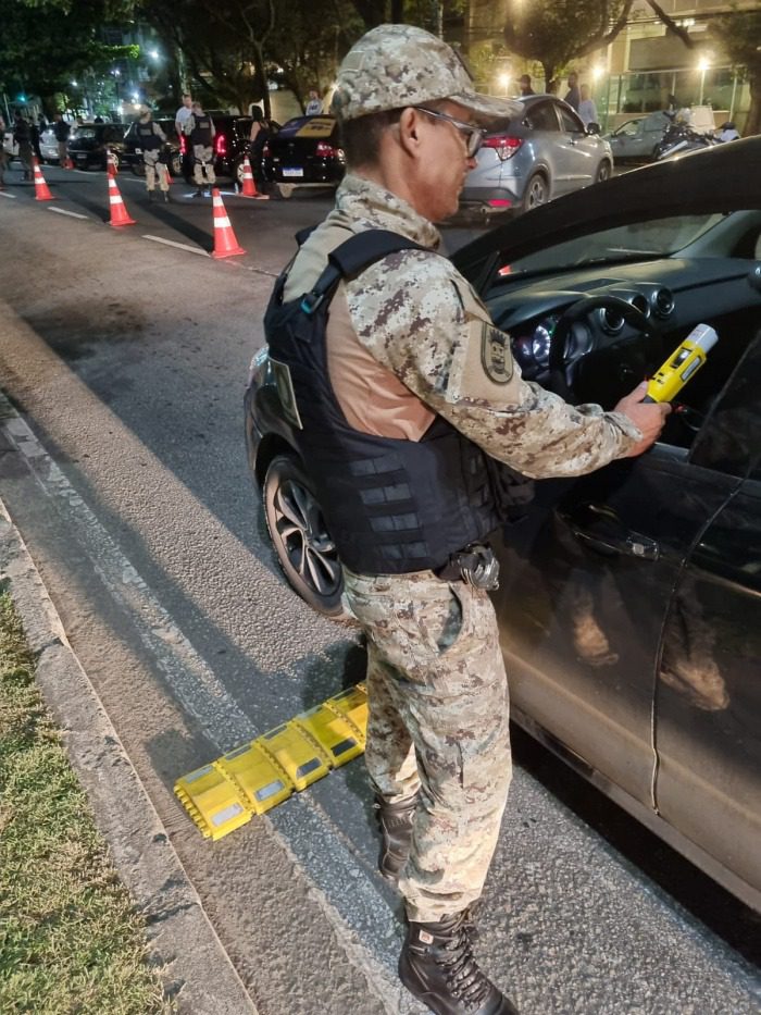 Guarda Municipal aborda mais de 500 motoristas no final de semana na programação do Maio Amarelo