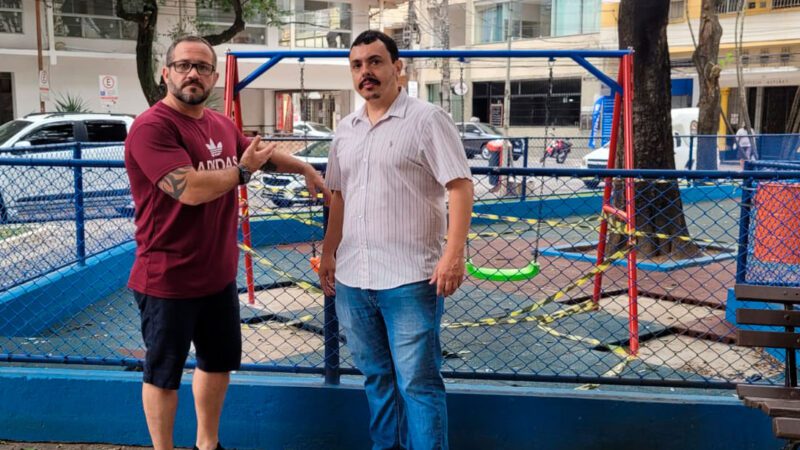 Balanço da Praça Ubaldo Ramalhete Consertado e com Nova Estrutura