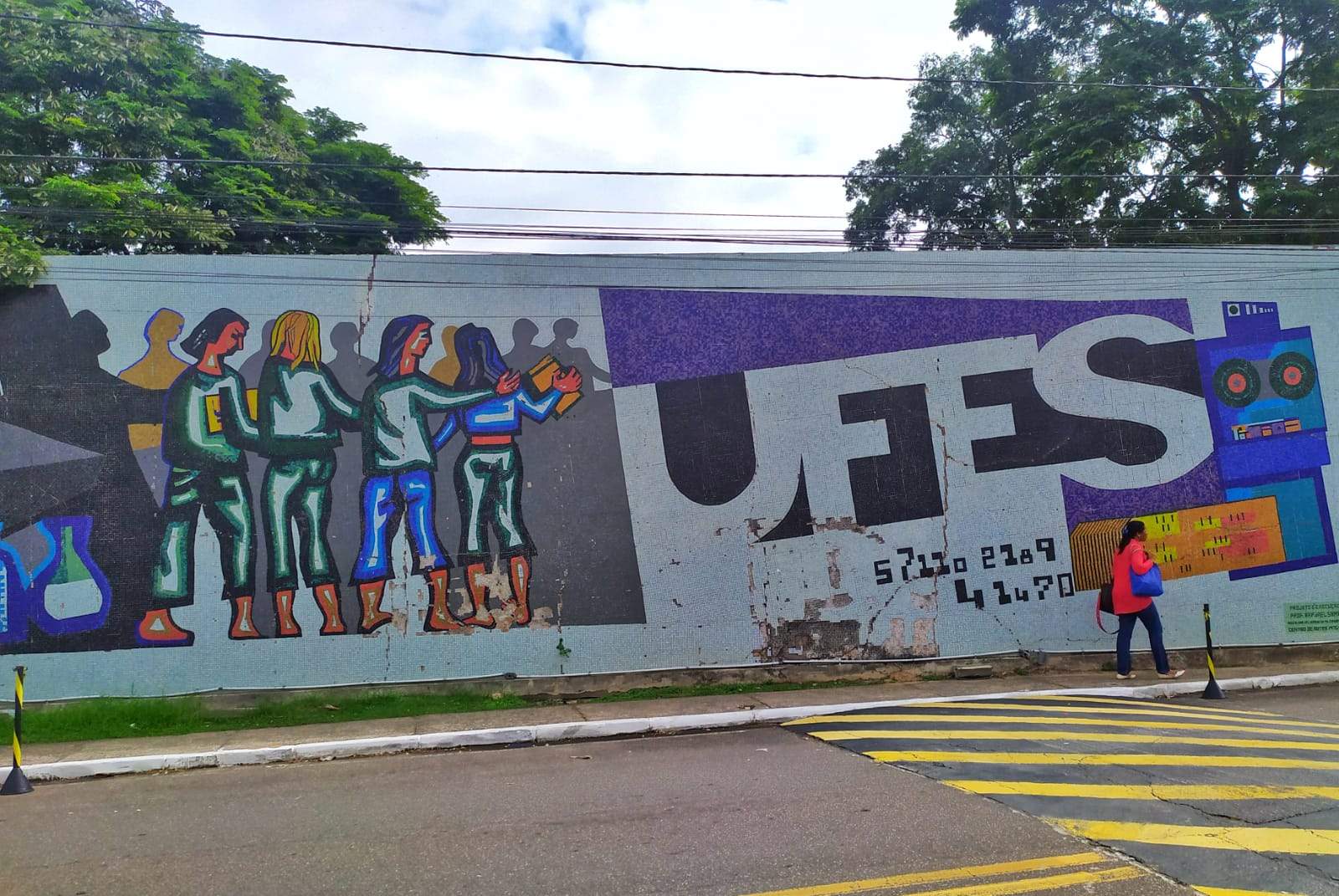 Professores da Ufes aprovam greve e paralisação começa na segunda