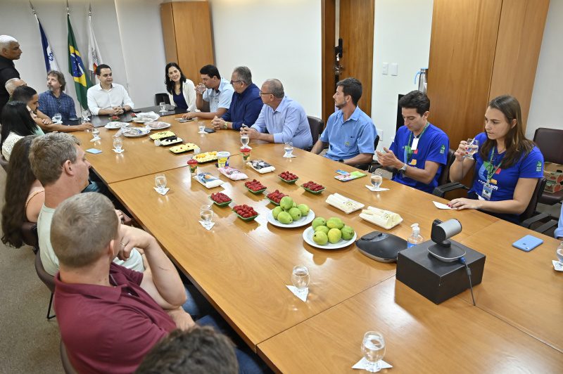 Parceria com cooperativas leva alimentação de qualidade às escolas de Vitória