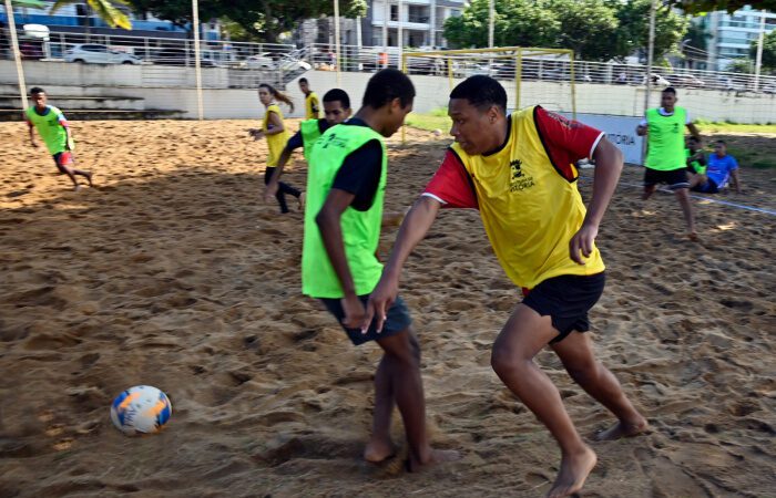 Vitória lança projeto voltado ao aprimoramento do beach soccer