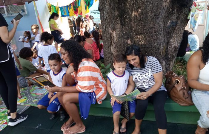 Projeto educativo incentiva a leitura para crianças e suas famílias