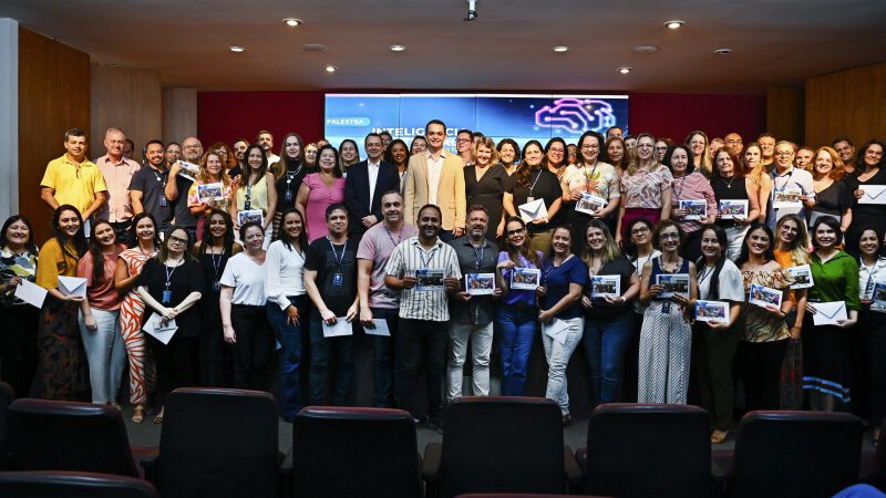 Vitória avança na capacitação da gestão municipal
