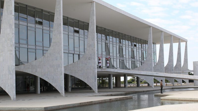 Governo Federal anuncia hoje proposta de isenção de IR até R$ 5 mil
