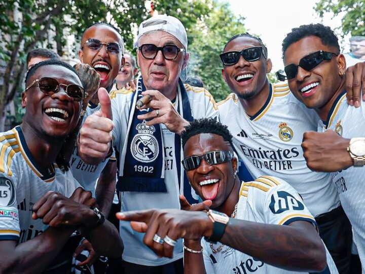 Vinicius Junior se despede de Ancelotti com carta emocionante: “Mudou minha vida”