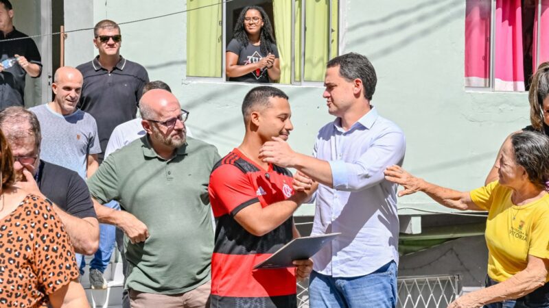 Casa Feliz e Segura: Pazolini entrega duas casas a famílias do Bairro Ilha do Príncipe