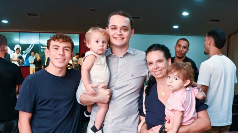 Plano Atleta: Pazolini entrega kits em cerimônia regada a alegria e gratidão