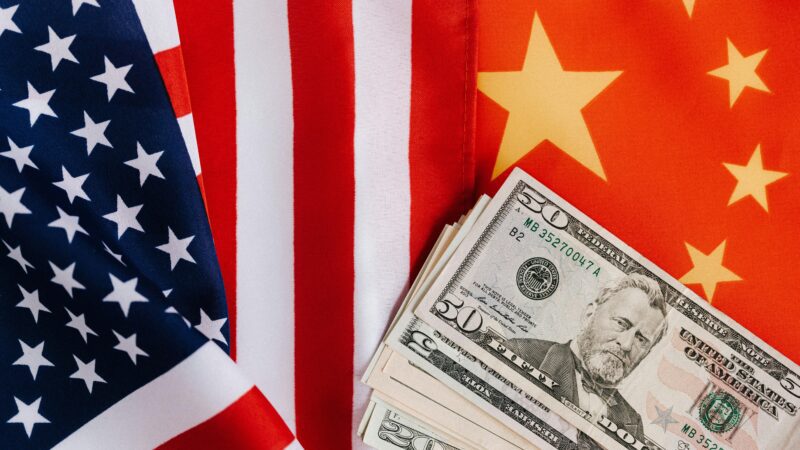EUA e China anunciam trégua de 90 dias na guerra de tarifas