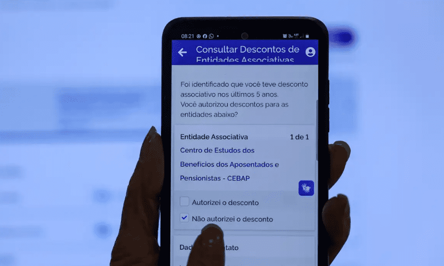 Em um dia, INSS recebe quase meio milhão de reclamações por descontos indevidos
