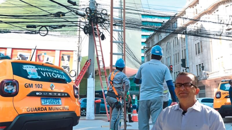 Câmara de Vitória debate excesso de fiação nos postes da cidade em audiência pública