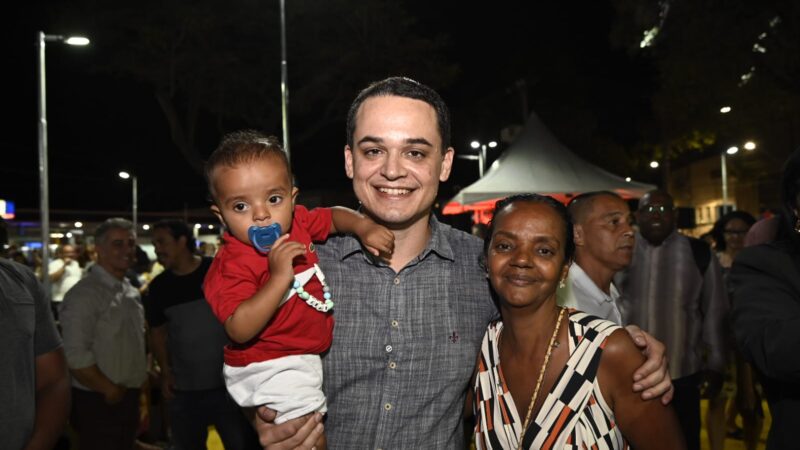 Pazolini inaugura praça ressignificada em Jucutuquara