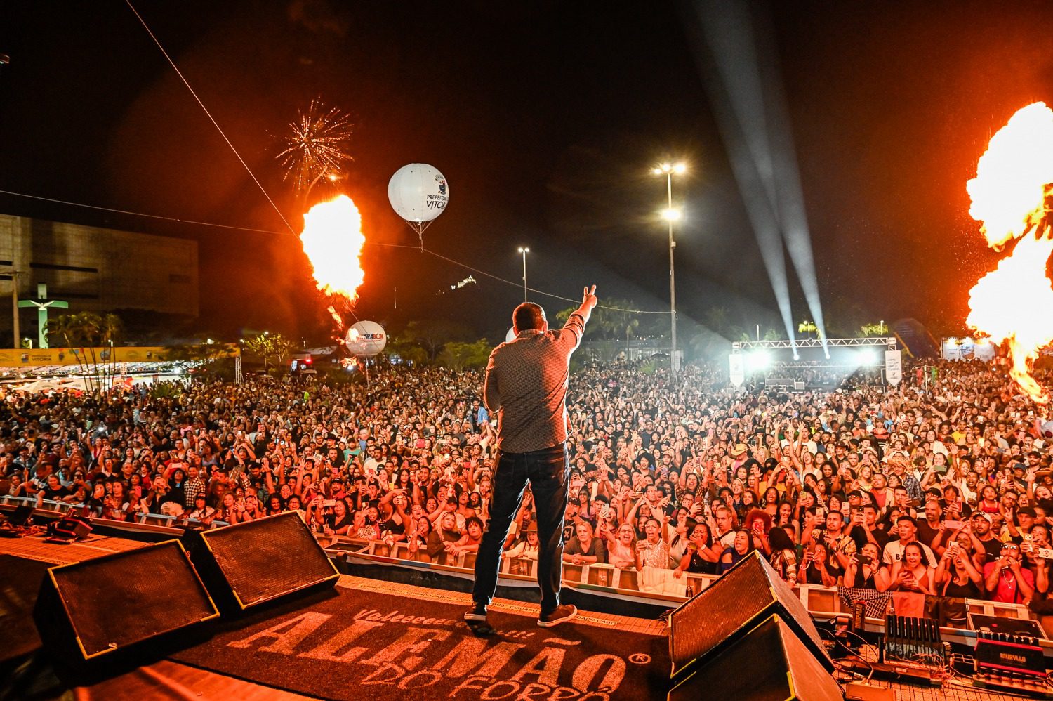 Festa de São Pedro realizada pela gestão Pazolini: mais de 40 mil pessoas curtiram o mega show de Alemão do Forró