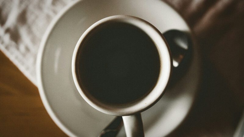 Anvisa proíbe vendas de “café fake”: veja as marcas