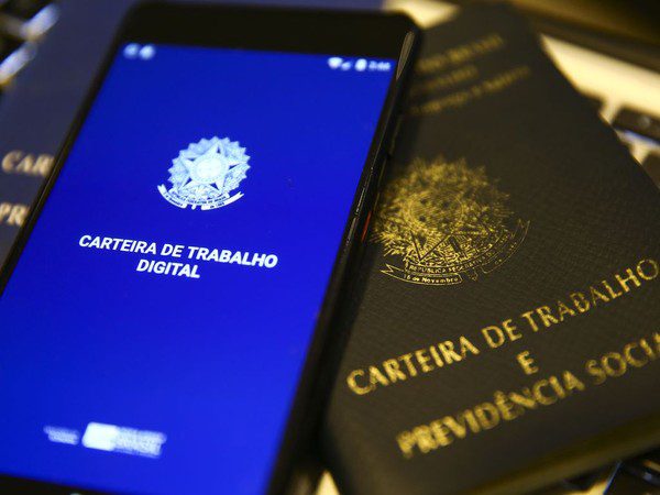 Sines da Grande Vitória oferecem 2.492 vagas de emprego nesta semana