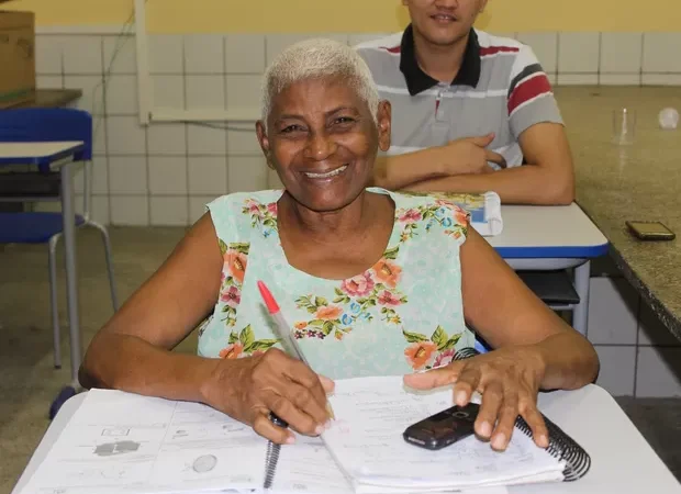 Novo Plano Nacional de Educação mira combate ao analfabetismo e fortalecimento da EJA