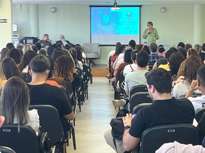Vitória inicia Programa PET-Saúde com foco na transformação digital do SUS