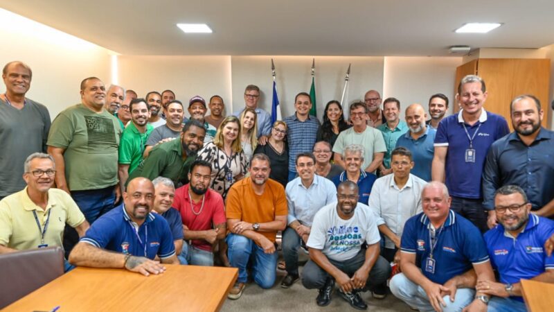 Vitoria do diálogo: líderes comunitários e gestão se reúnem e alinham ações para bairros da capital