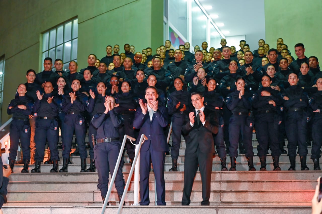 Vitória cada vez mais segura: Pazolini nomeia 102 novos guardas municipais