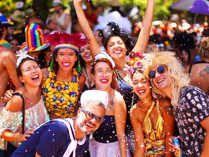 Carnaval 2026: blocos de rua de Vitória começam a desfilar neste sábado (31)