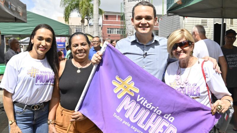 Vitória, a capital mais segura para mulheres do Brasil: Pazolini participa de ações de combate à violência doméstica na feira de Itararé
