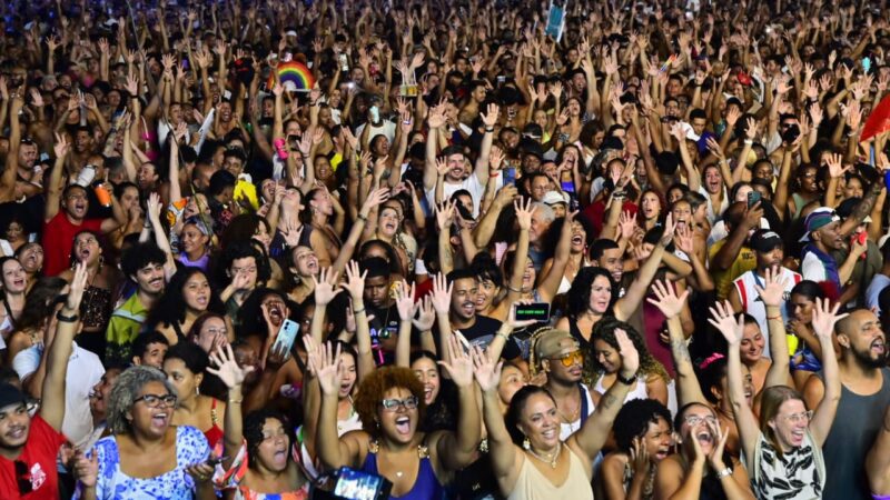 Arena de Verão 2026 ferve Camburi: Psirico e O Giro levantam multidão de mais de 80 mil pessoas