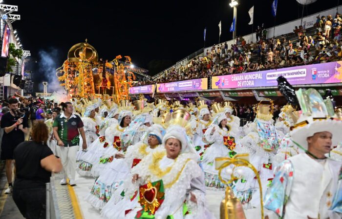 Piedade transforma imprevisto em raça e faz desfile histórico no Carnaval de Vitória
