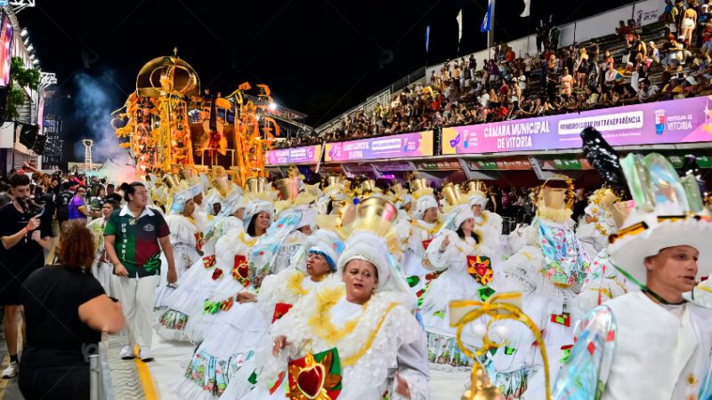 Piedade transforma imprevisto em raça e faz desfile histórico no Carnaval de Vitória