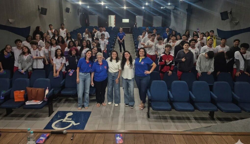 Escola Centro Educacional Agostiniano celebra o mês das mulheres com mensagem de reconhecimento e inspiração
