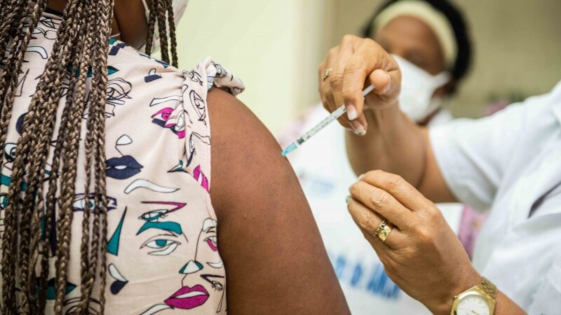 Semana Mundial da Imunização reforça importância da vacinação em Vitória