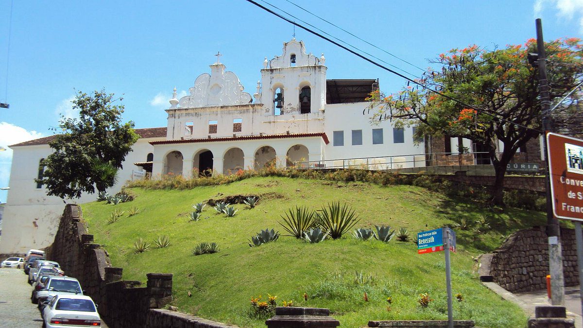 Convento São Francisco, um dos mais antigos do Brasil, é símbolo de fé e da história de Vitória