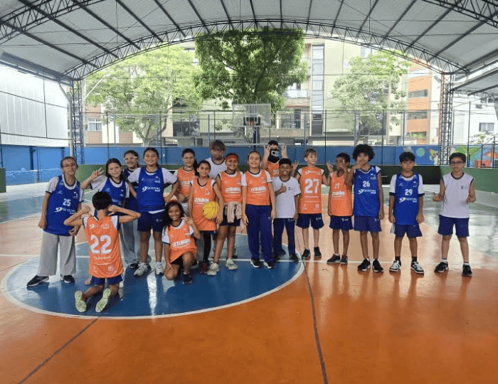Nova escolinha de basquete amplia oportunidades para crianças e adolescentes no Tancredão