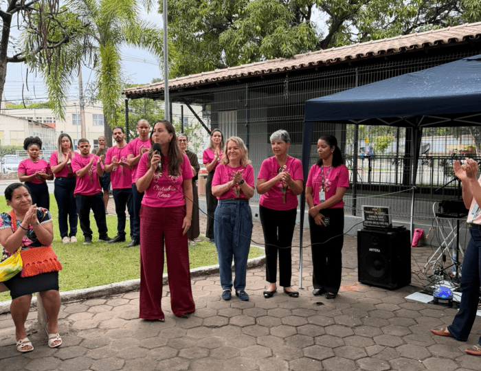 Outubro Rosa: ação mobiliza moradores e reforça prevenção em Vitória