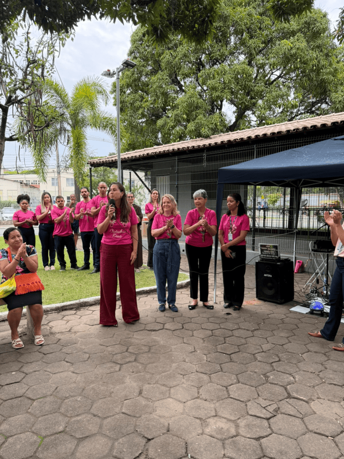 Outubro Rosa: ação mobiliza moradores e reforça prevenção em Vitória