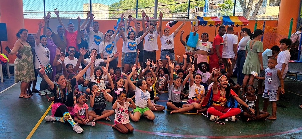 Festa do Dia das Crianças da Turma do Bem é um sucesso e emociona famílias com solidariedade, alegria e muito amor