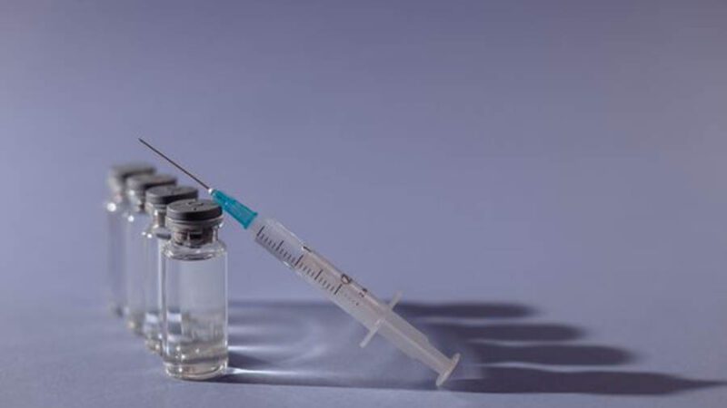 Vacina contra a Covid será exigida no ES para fazer matrícula escolar