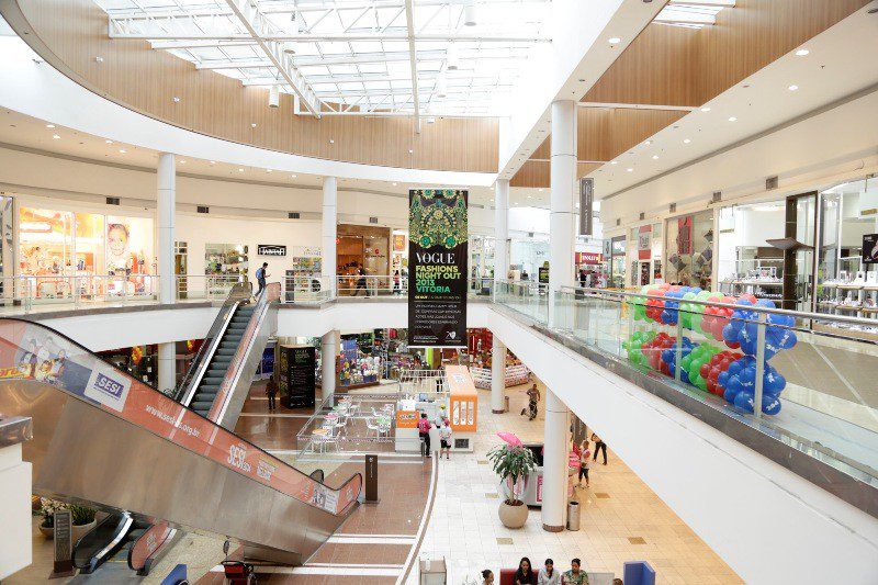 Liquidações em shoppings da Grande Vitória têm descontos de até 70%