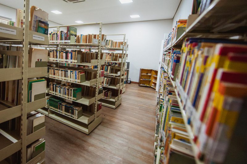 Biblioteca Municipal disponibiliza livros em formato digital
