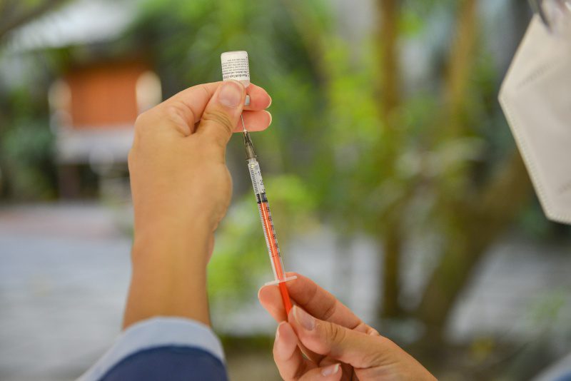 Sábado será dia de vacinação contra Covid-19 sem agendamento em Vitória