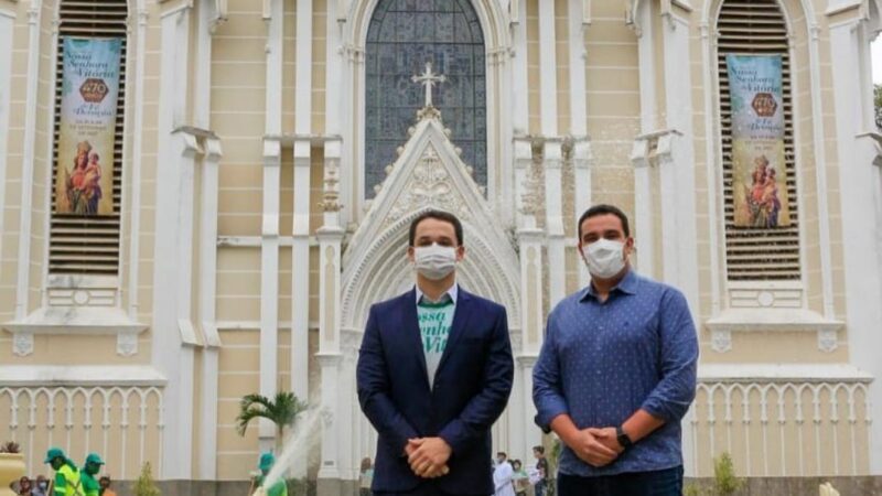 Chafariz da Catedral de Vitória é reinaugurado no dia do aniversário da Capital