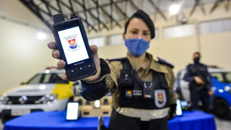 Guarda recebe radiocomunicadores, tablets, bodycam e nova viatura da Romu