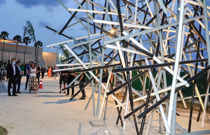 Vitória ganha parque com galeria de artes a céu aberto